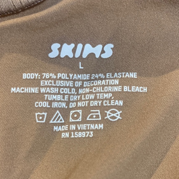 SKIMS Fits Everybody Slip dress Color Sienna size large Nordstrom rack return - Picture 7 of 7